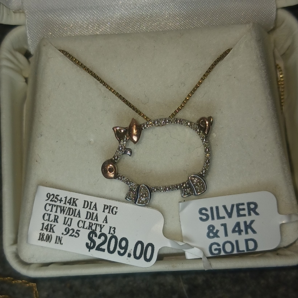 Pig Pendant Silver/Gold/Diamond
